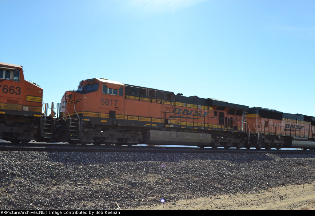 BNSF 5817